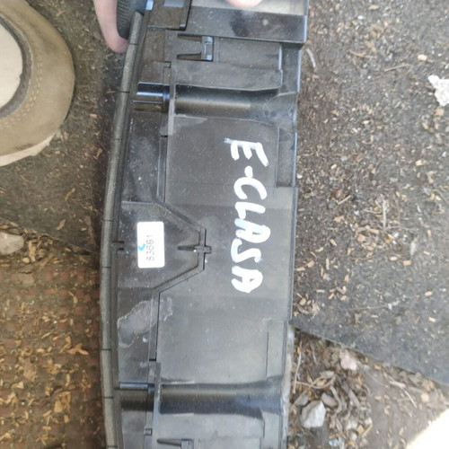 Mercedes E Class W211 air conditioning panel used