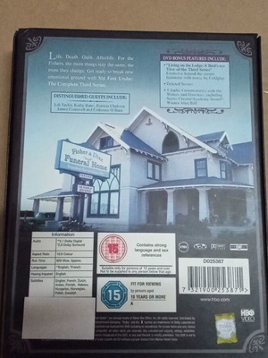 Six Feet Under The Complete Third Series DVD like new, subtitles