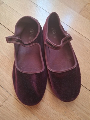 Zara ballerinas size 36, red