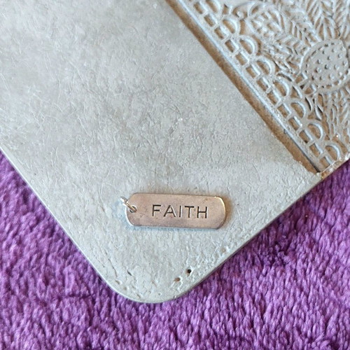 Silver pendant tag with Faith inscription