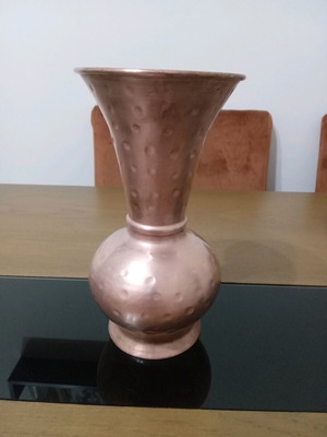 Copper vase used, vintage hammered 22x12cm