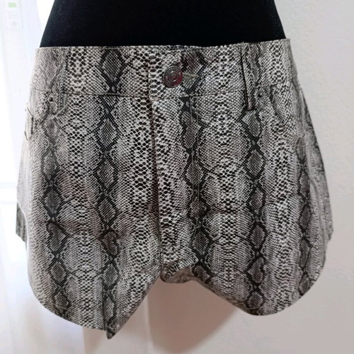 Women's short pants snake print Pimkie new Medium