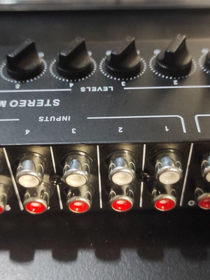 Audio Mixer Mini 6 Inputs 2 Outputs new, passive
