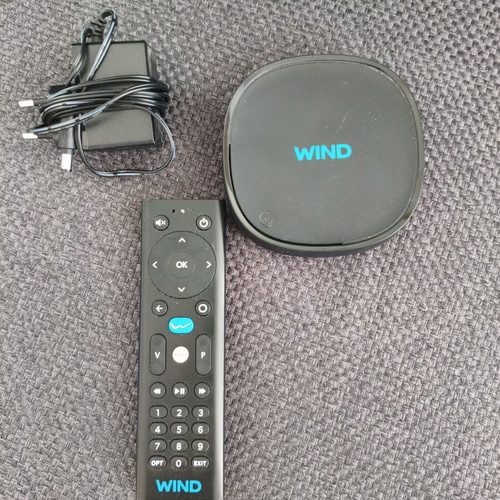 TV Box Android Wind like new with WiFi and Ethernet