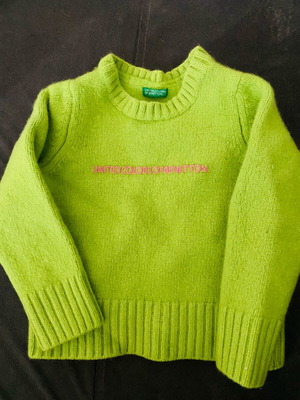 United Colors of Benetton children's sweater like new, green