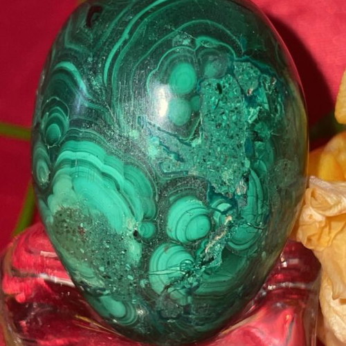Malachite egg new, solid with beautiful patterns