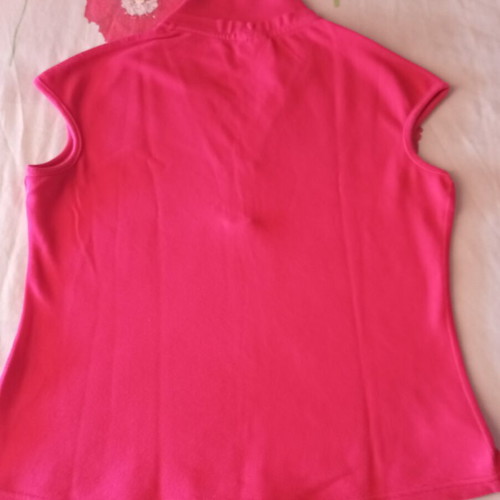 Lacoste sleeveless vintage shirt with collar and V-neck, red