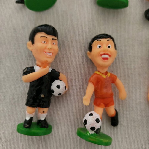 Football figures like new, set of 12 pieces