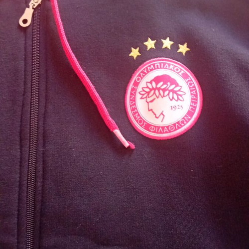Olympiacos sweatshirt lightly used