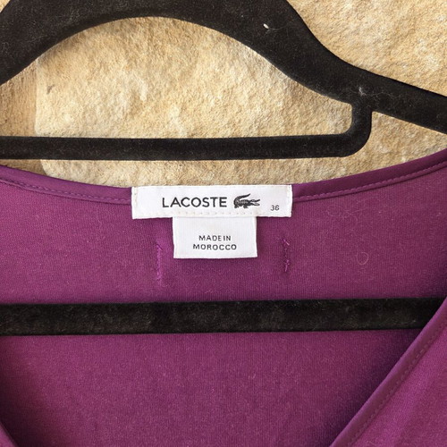 Lacoste V-Neck T-Shirt like new, purple, size S