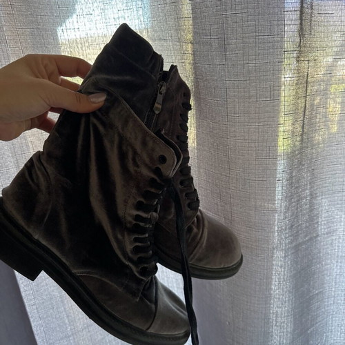 Low boots used with velvet fabric size 39 black and gray
