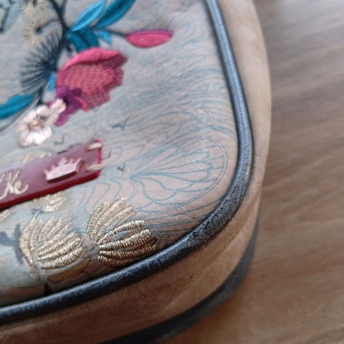 Anekke crossbody bag used with embroidery and keychain