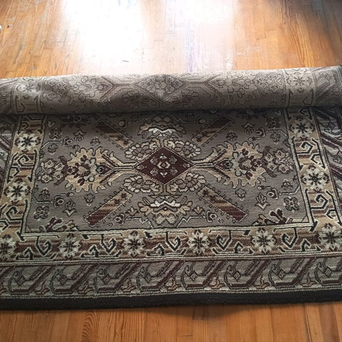 Floor rug like new 2.30×1.55 very good quality