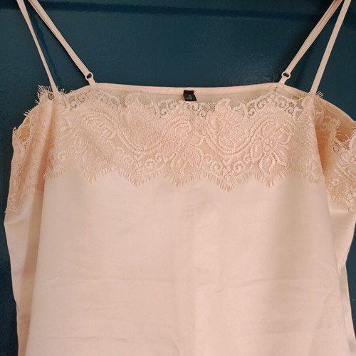Benetton lingerie blouse with adjustable straps, like new, beige
