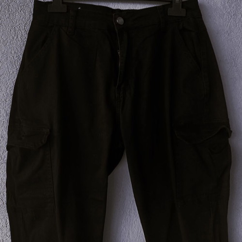 Miss Good women's black cargo pants with elastic waist