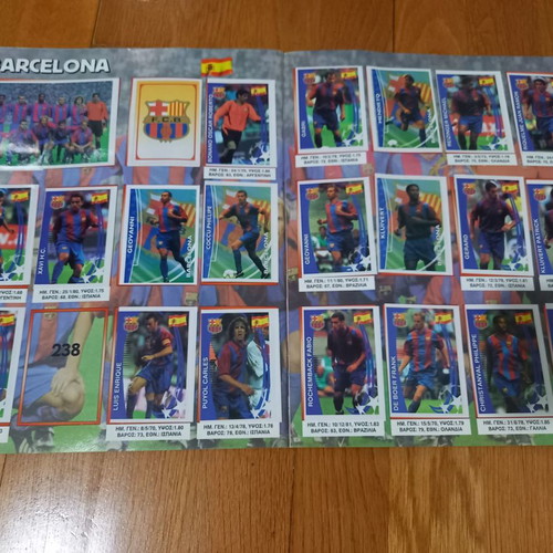 Sticker album "Europe's Champions" like new, nearly complete