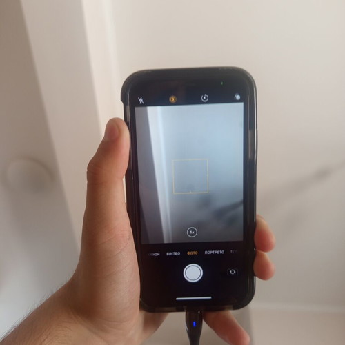 iPhone X 64GB used, black, face ID not working, camera lines on zoom