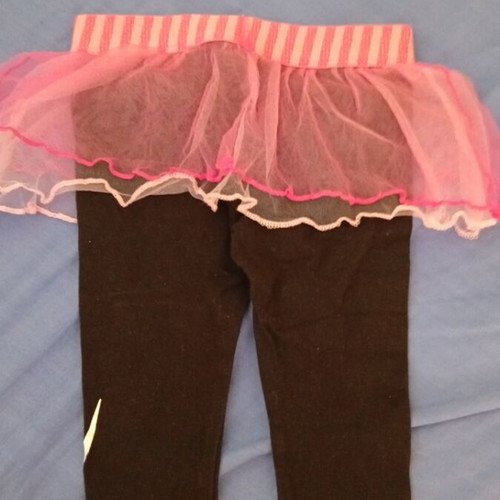 Nike ballet leggings with pink fuchsia skirt for 1-year-old girl like new