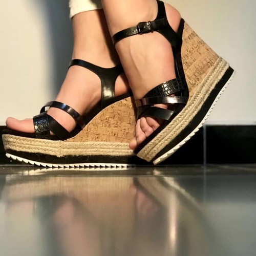 Italian black platform sandals like new, heel height 11 cm