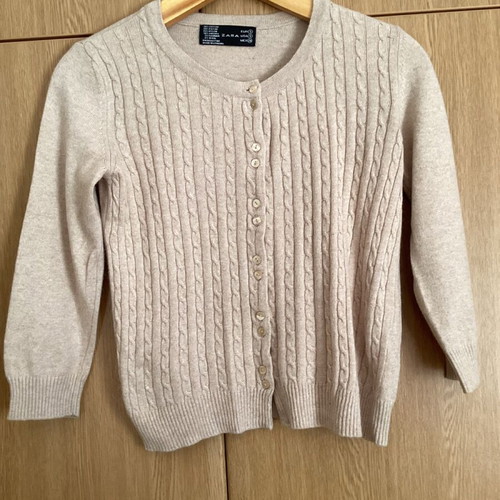 Zara Knit beige cardigan like new, size M