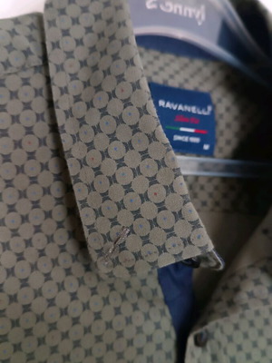 RAVANELLI shirt medium green like new slim fit