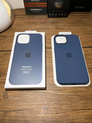 Θήκη iPhone 14 MagSafe Navy Blue καινούργια, αυθεντική Apple