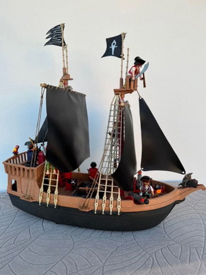 Playmobil Πειρατικό Καράβι Καινούργιο 56x53x28 εκ. με Αξεσουάρ
