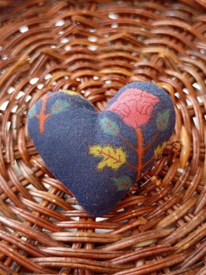 Handmade fabric brooch heart-shaped, new, 4 cm height