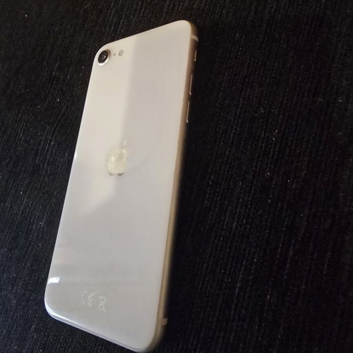 Iphone SE 64GB in excellent condition, white