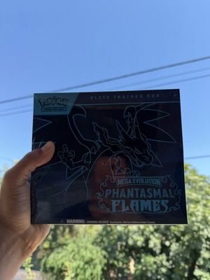 ETB Phantasmal Flames sealed in perfect condition