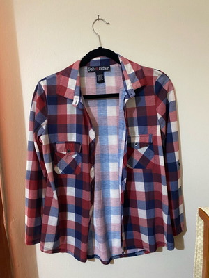 Checked shirt like new, size M, blue and red