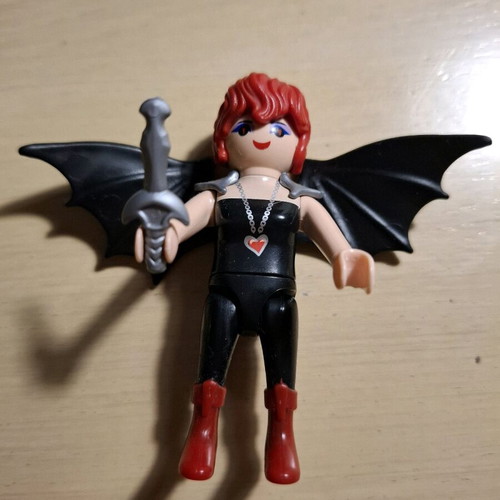 Playmobil figure woman bat like new
