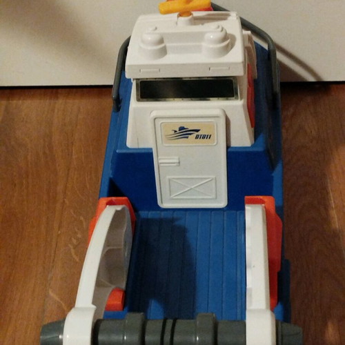 Boat like new with sound