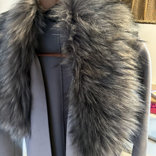Forel gray coat with detachable synthetic fur, like new, size M