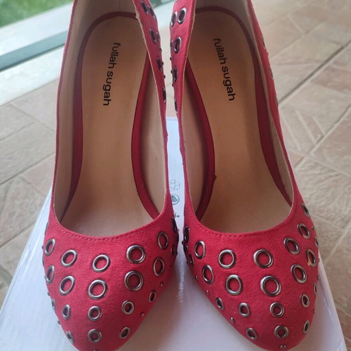 Fullah Sugah red studded pumps size 38 like new