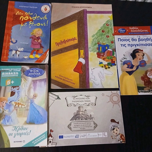 Children's fairy tale books like new, set of 10