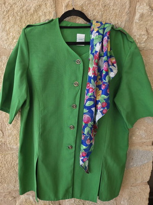 Canda Vintage 80s 90s Short Sleeve Blazer with Scarf used, green