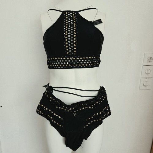 Med women's swimsuit set with skirt, black, size L