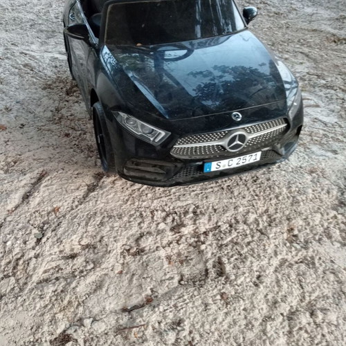 Mercedes electric toy car like new