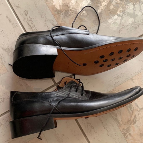 Men's leather stitched shoes new, size 42, black