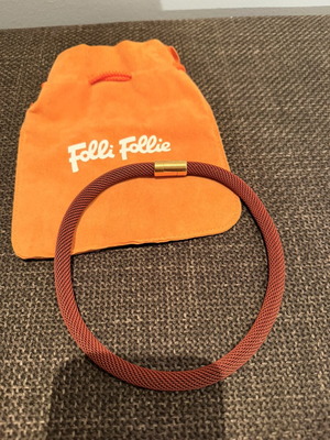 Folli Follie necklace burgundy like new