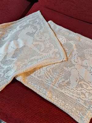 Decorative pillowcases 40x40 handmade knitted, like new