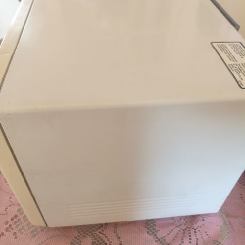 Panasonic NN-K537WB Microwave Oven 26l like new with Grill function