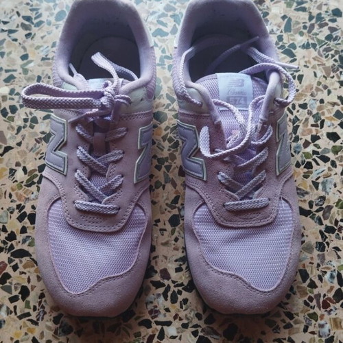 New Balance athletic shoes like new, size 40, pink
