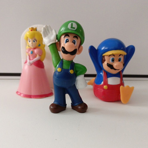 McDonald’s Super Mario figure set 9 cm used, 2013/2014