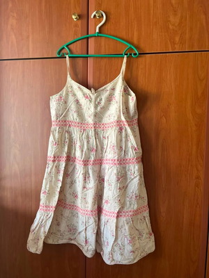 United Colors of Benetton summer dress used, size small, floral pink