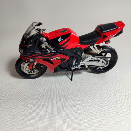 Maisto CBR1000RR 2006 2007 1/12 used static model