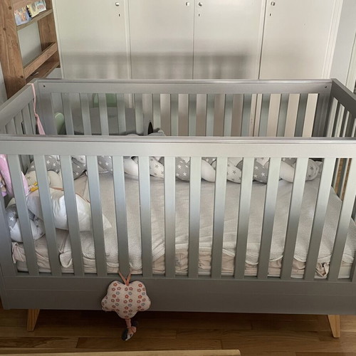 Bebe Stars Oslo multifunctional baby cot grey with mattress gift