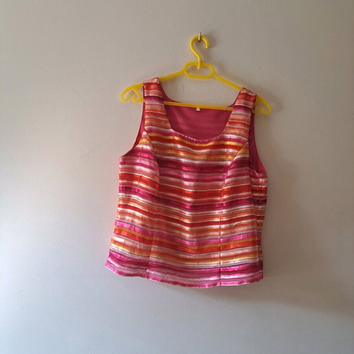 Pink top like new, size L