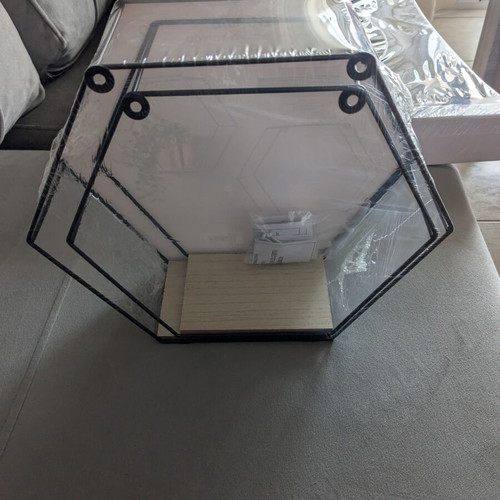 Hexagonal wall shelves, set of 2